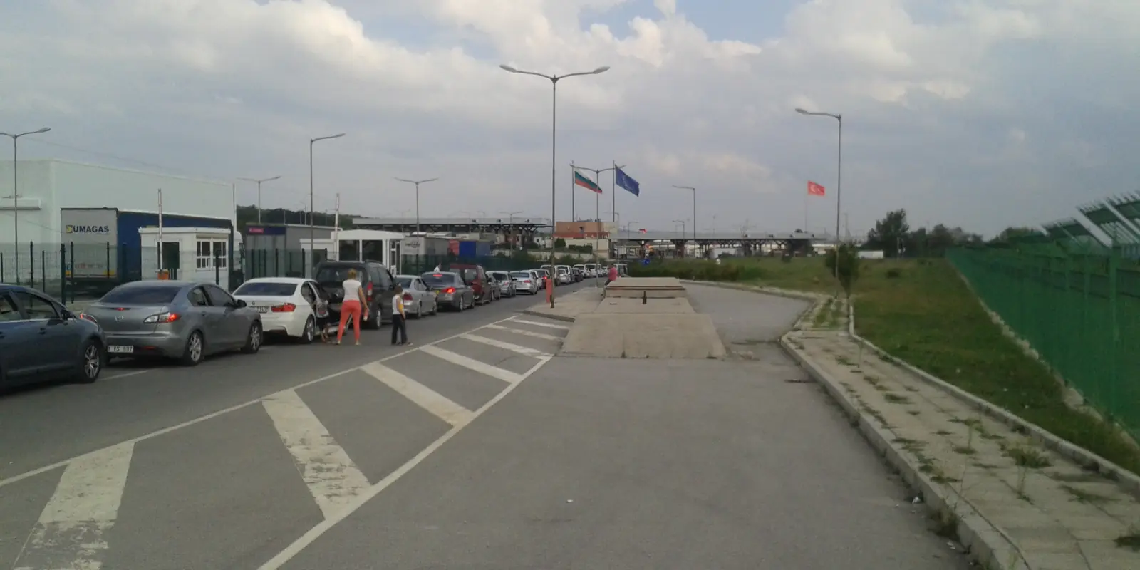 Hamzabeyli Sınır Kapısı, Lalapaşa